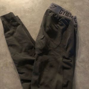 Women’s Gymshark small leggings black